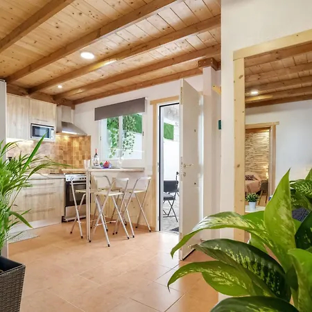 Vemar Apartament *